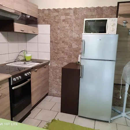 Napsugar Nyaralo Holiday home Tiszaalpar